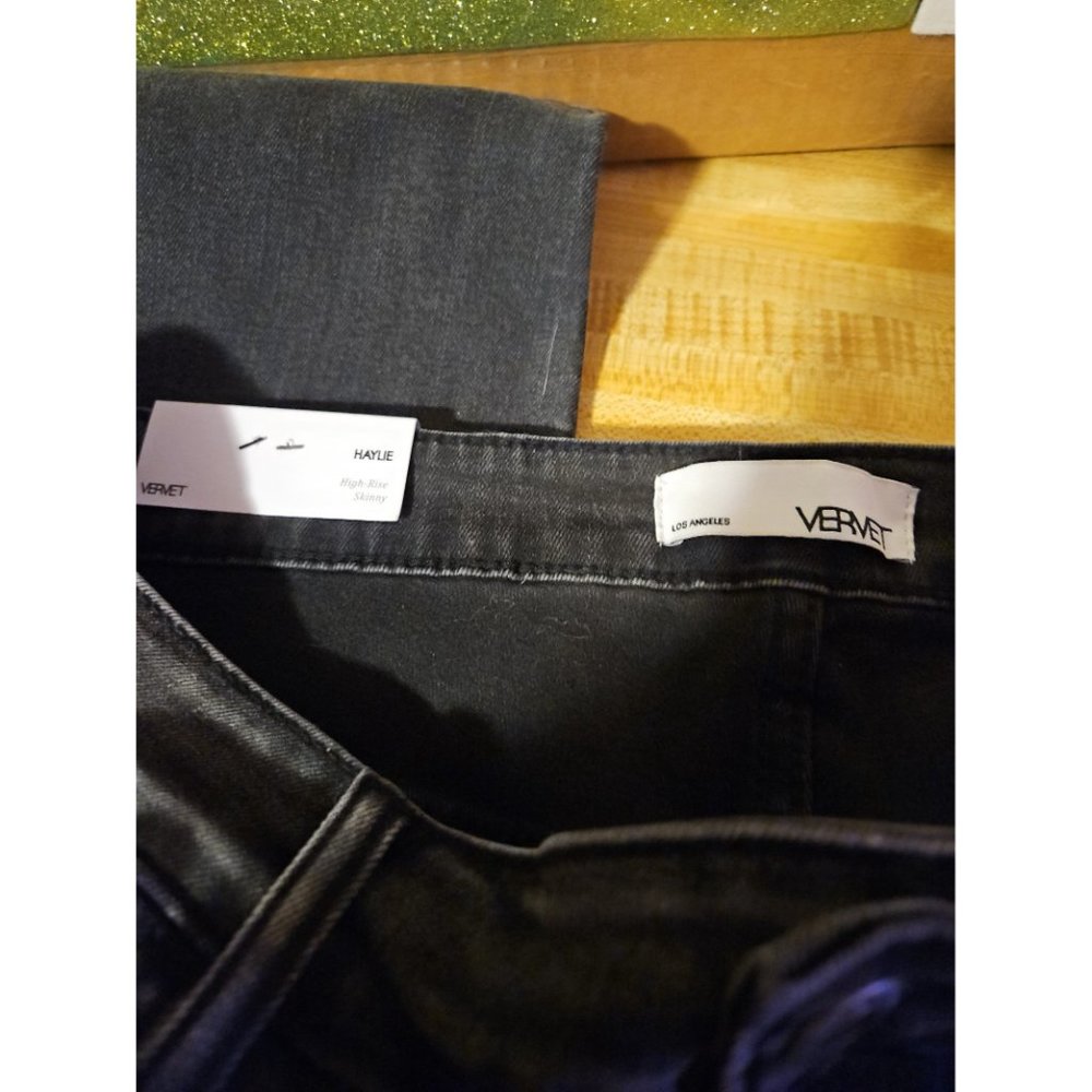 Jeans - Picture 3 of 6